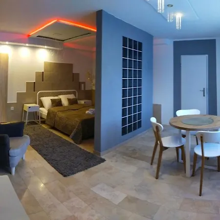 Dworcowa 5 Apartment *